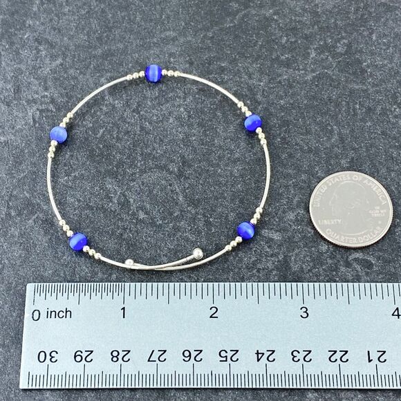 Blue Cat’s Eye Memory Wire Bracelet | Vintage Sterling Silver | 7.5” Adjustable - Picture 4 of 4